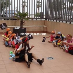 fiesta infantil  de piratas y princesas badalona